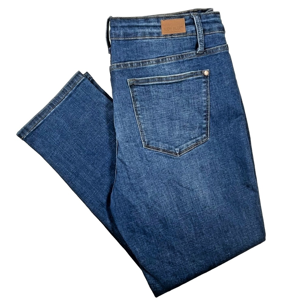 Judy Blue Boyfriend Fit Jeans Women's 5/32 (Fits 34x28) Distressed Patches‎